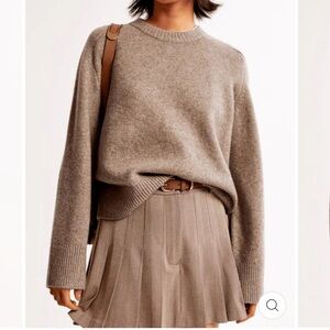 MADELINE CREW SWEATER PLEATED MINI SKORT SET